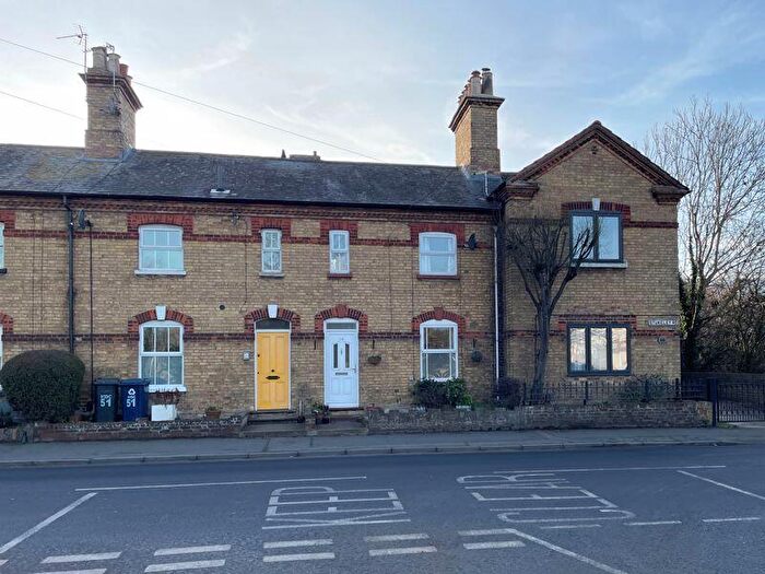 3 Bedroom Terraced House To Rent In Stukeley Road, Huntingdon, PE29