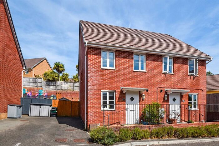 2 Bedroom Semi Detached House For Sale In Portland Close, Cullompton, EX15