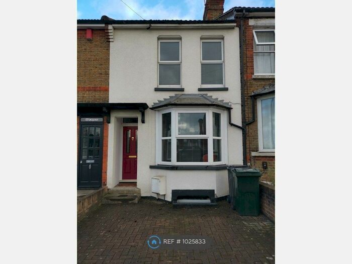 3 Bedroom Terraced House To Rent In Postley Road, Maidstone ME15