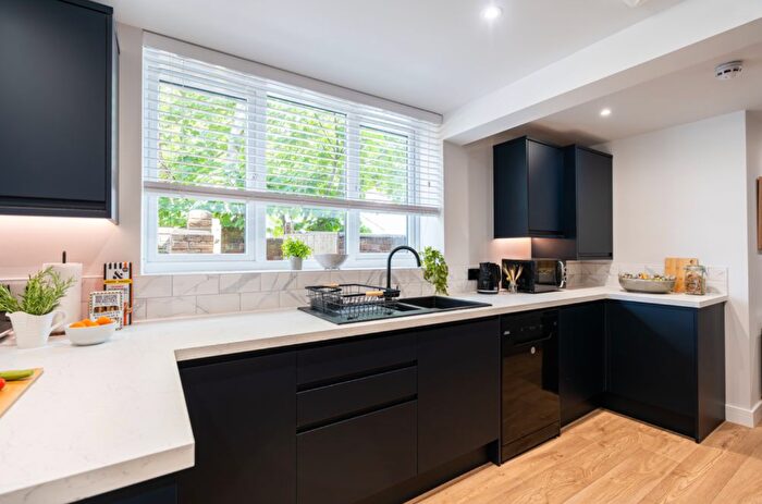 1 Bedroom Terraced House To Rent In Priory Road, Exeter, Devon, EX4
