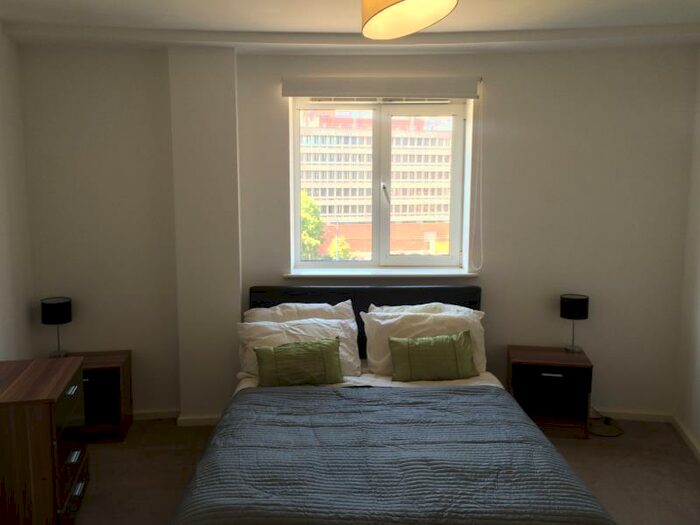 1 Bedroom Apartment To Rent In Hive, Masshouse Plaza, Birmingham, B5