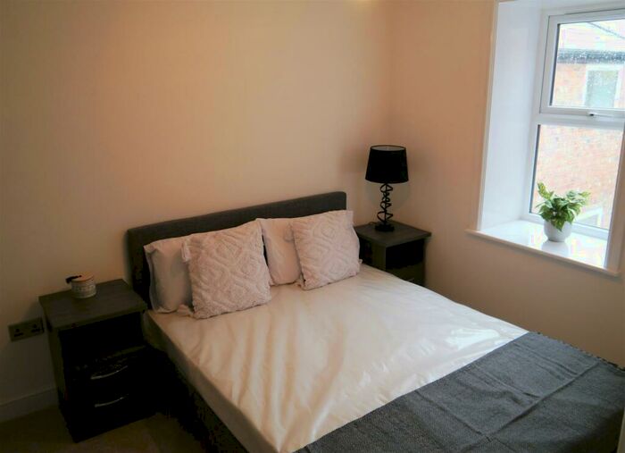 2 Bedroom Apartment To Rent In Park Terrace, Liverpool, Merseyside, L22