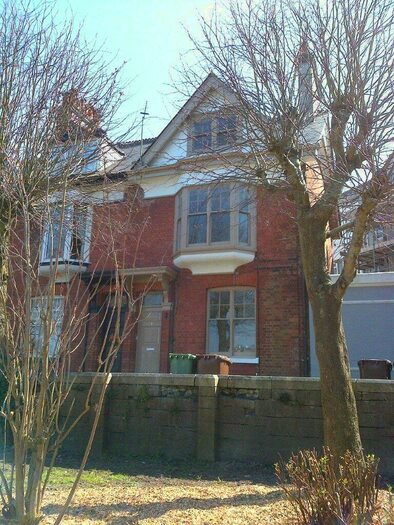 4 Bedroom Terraced House To Rent In Polruan Terrace, Millbridge, PL1