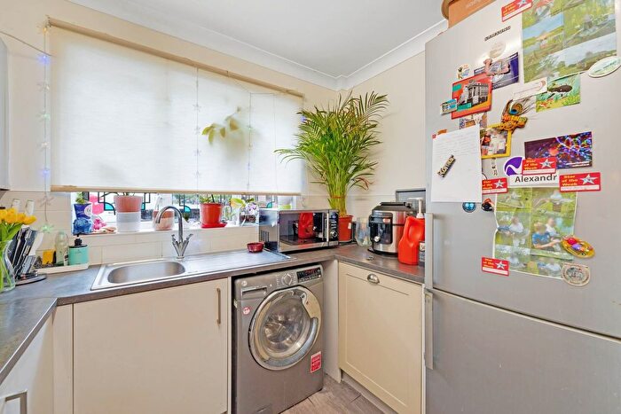 3 Bedroom Terraced House For Sale In Viking Gardens, Beckton, E6