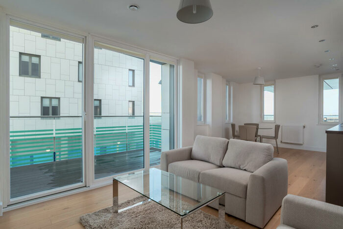2 Bedroom Flat To Rent In The Boardwalk, Brighton, BN2