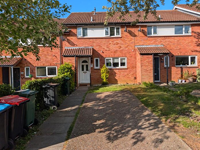 3 Bedroom Terraced House To Rent In Winsford Hill, Milton Keynes, MK4
