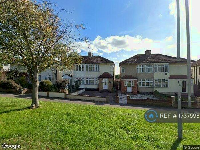 3 Bedroom Semi-Detached House To Rent In Court Gardens, Romford, RM3