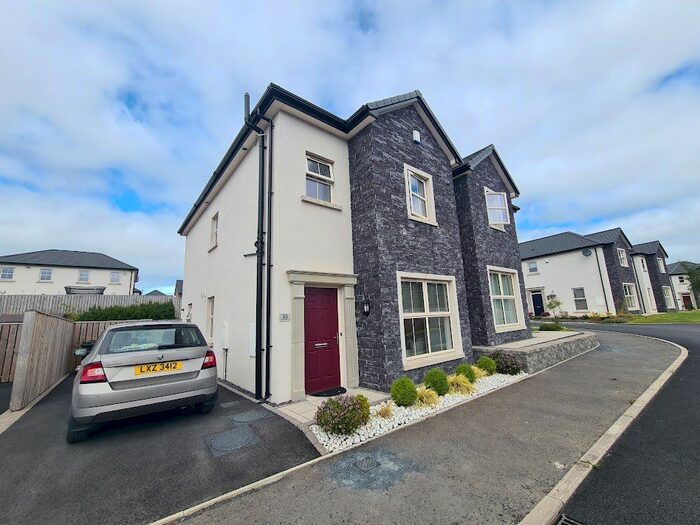 3 Bedroom Semi-Detached House For Sale In Helens Wood Way, Bangor, BT19