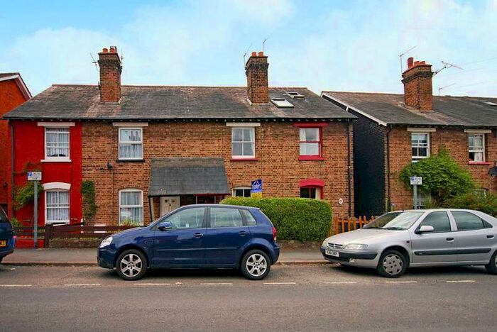 2 Bedroom Terraced House To Rent In Town Centre, Guildford, GU2