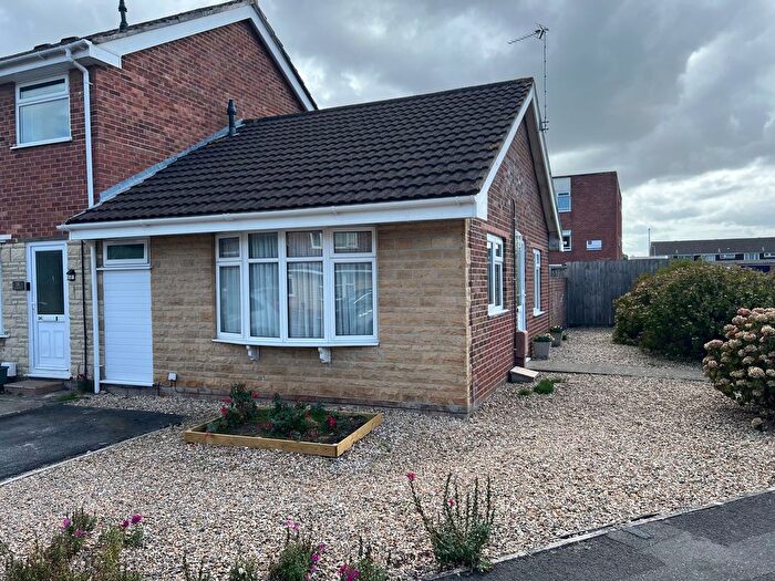 1 Bedroom Terraced Bungalow For Sale In Trenleigh Drive, Worle, Weston-Super-Mare, BS22