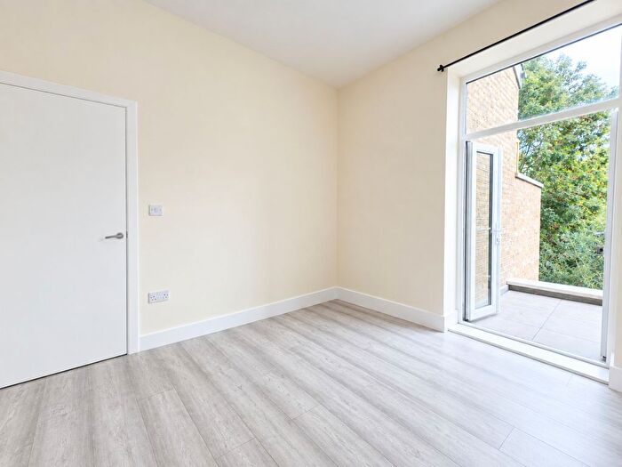 2 Bedroom Flat To Rent In Crouch Hill, Crouch End, N8