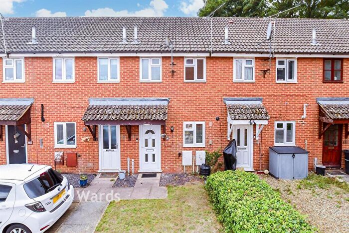 2 Bedroom Terraced House For Sale In Western Road, Maidstone, Kent, ME16