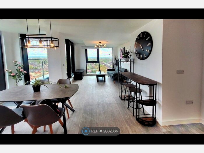 2 Bedroom Flat To Rent In Urban Green, Old Trafford, M16