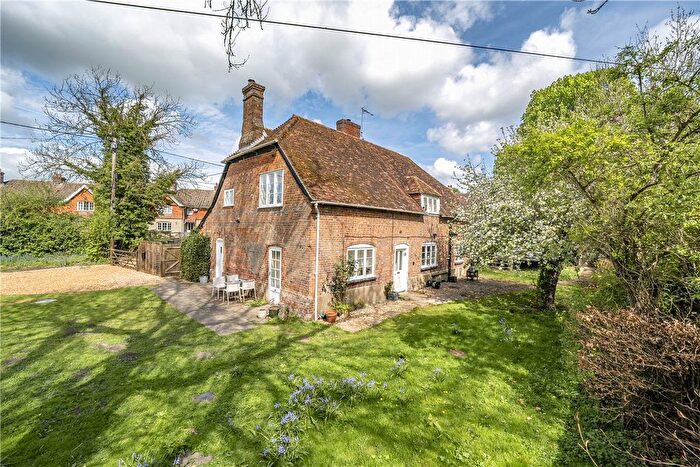 4 Bedroom Detached House For Sale In Cottonworth, Andover, Hampshire, SP11