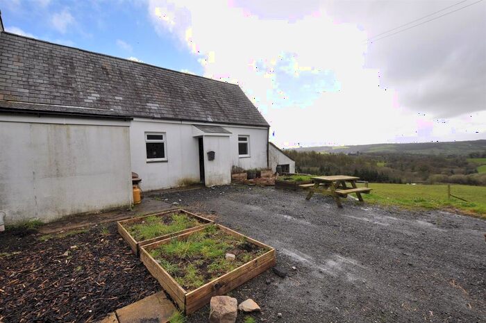 2 Bedroom Farm For Sale In Henfwlch Road, Carmarthen, SA33
