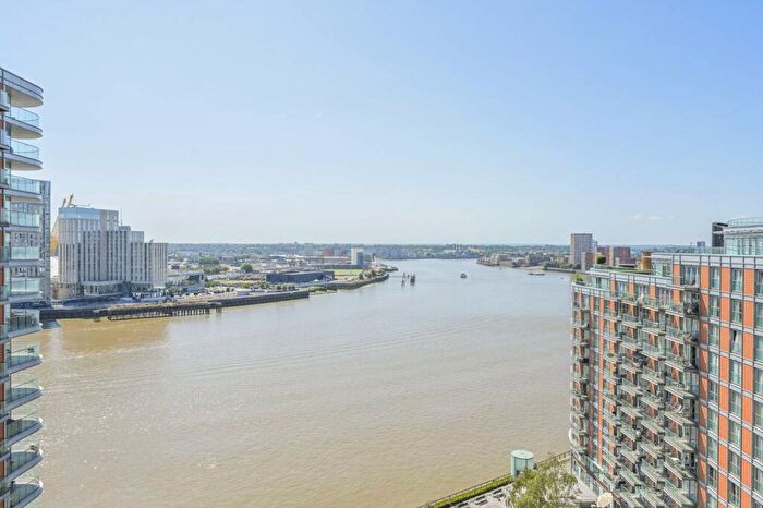 2 Bedroom Flat For Sale In New Providence Wharf, Canary Wharf, London, E14