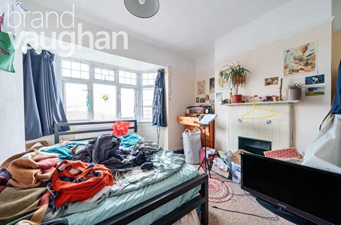 4 Bedroom Semi-Detached House To Rent In Widdicombe Way, Brighton, East Sussex, BN2