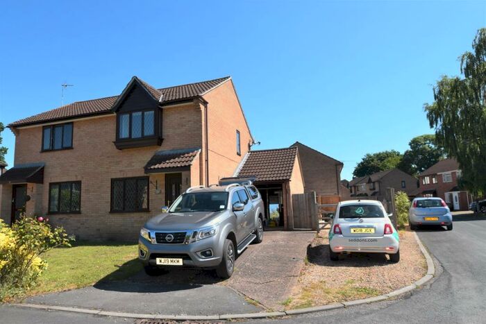 2 Bedroom Semi-Detached House To Rent In Beech Close, Willand, Cullompton, Devon, EX15