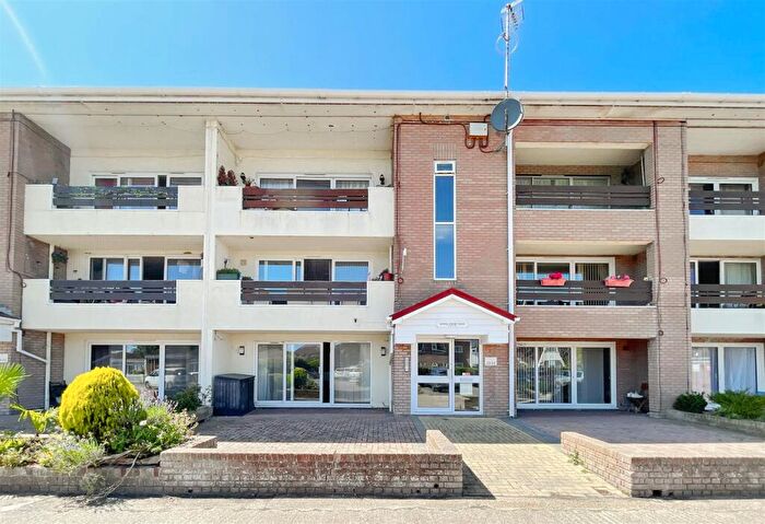 2 Bedroom Flat To Rent In Viking Way, Eastbourne, BN23