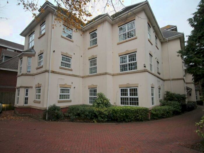 2 Bedroom Flat To Rent In Stourwood Lodge, A Stourwood Avenue, Southbourne, BH6