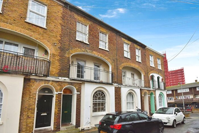 4 Bedroom Terraced House For Sale In La Belle Alliance Square, Ramsgate, Kent, CT11