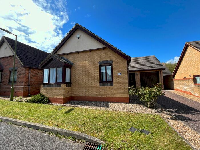 3 Bedroom Detached House To Rent In Corvus Close, Royston, SG8