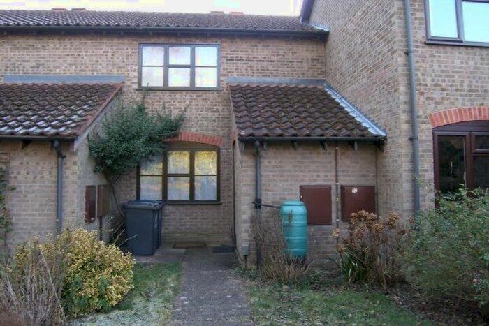 2 Bedroom Semi-Detached House To Rent In Great Shelford, Cambridge, CB22