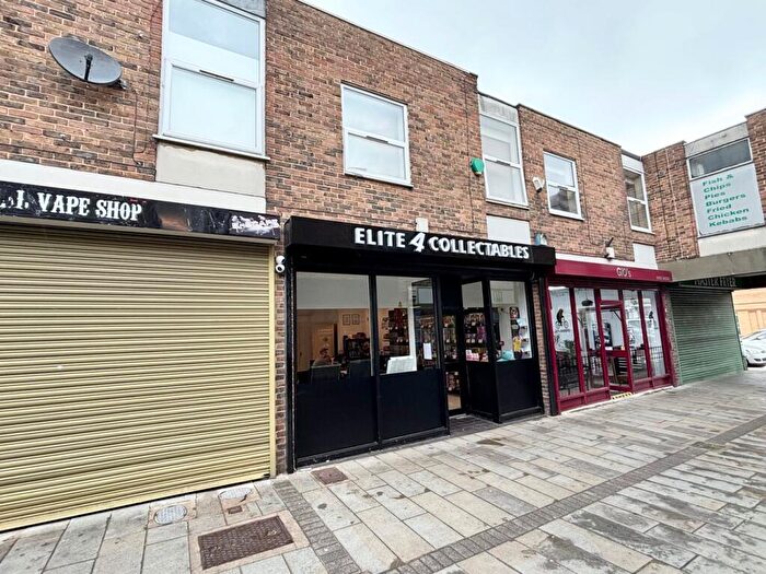 Studio To Rent In Angel Pavement, Royston, SG8