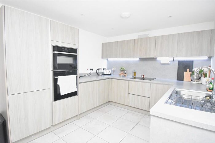 4 Bedroom Semi-Detached House To Rent In Hughlings Close, Green Hammerton, York, YO26