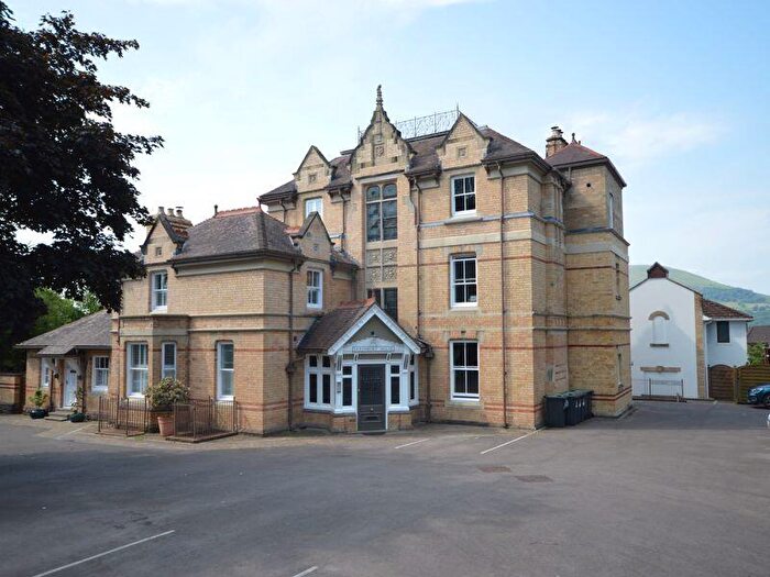 2 Bedroom Flat For Sale In Lansdown Road, Abergavenny, NP7