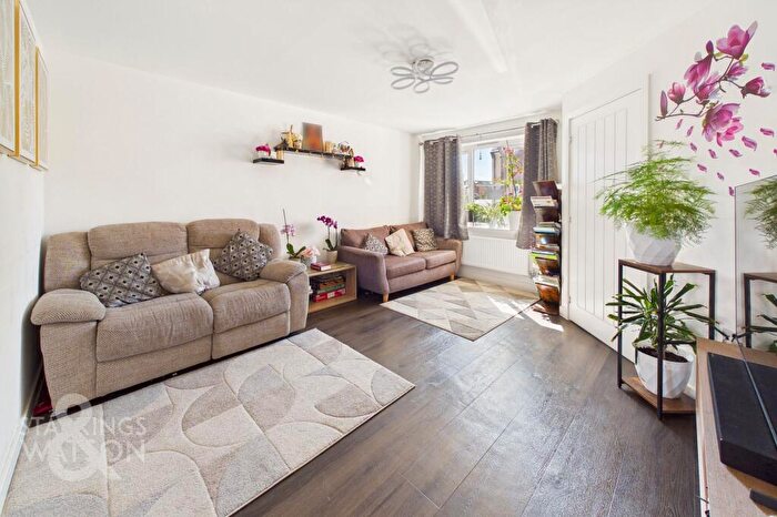 3 Bedroom End Of Terrace House For Sale In Fennel Drive, Easton, Norwich, NR9