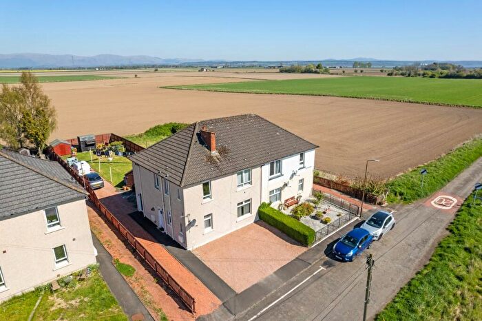 2 Bedroom Flat For Sale In Newton Avenue, Skinflats, Falkirk, FK2
