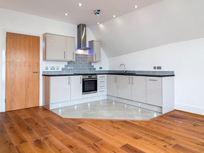 2 Bedroom Property To Rent In South Parade, Nottingham, NG1