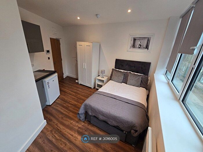 Studio To Rent In Tontine Street, Stoke-On-Trent, ST1