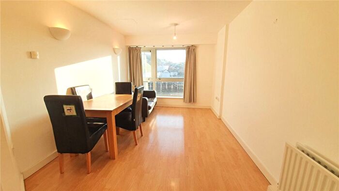 1 Bedroom Flat To Rent In Headstone Road, Harrow, HA1