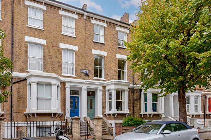 3 Bedroom Maisonette To Rent In Westwick Gardens, Brook Green, London, Uk, W14