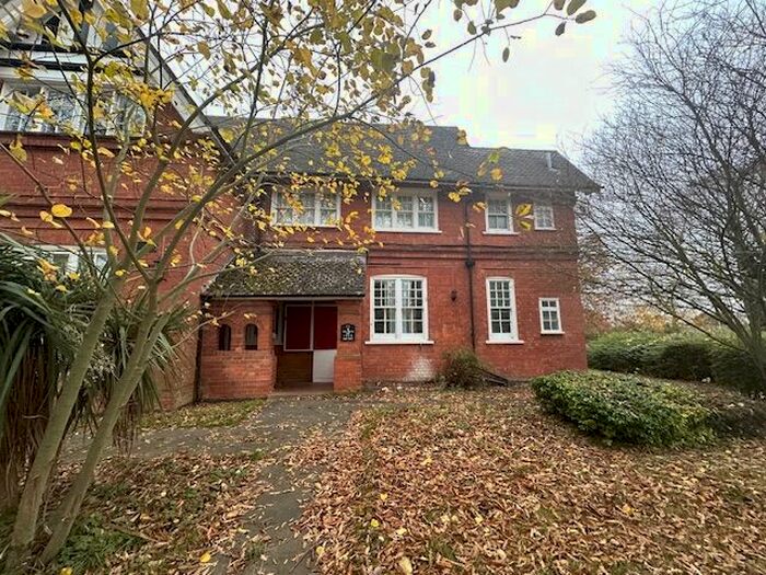 1 Bedroom Flat To Rent In The Drive, Countesthorpe, Leicester, LE8