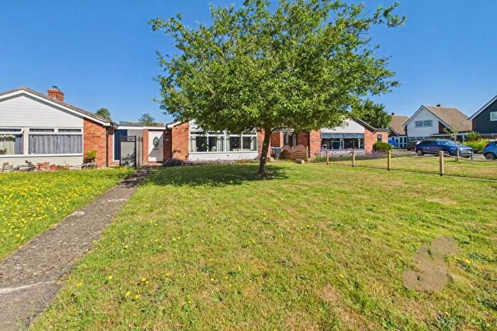 3 Bedroom Semi-Detached Bungalow For Sale In Mayfield Way, Stowmarket, IP14