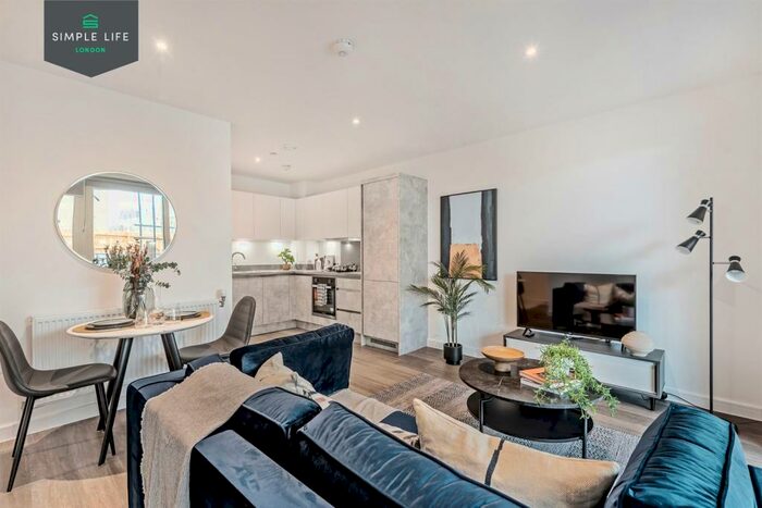 1 Bedroom Apartment To Rent In Bed, Th Floor Pampa At Endura House In Beam Park, RM13