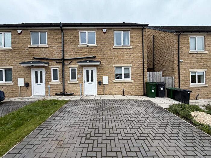 3 Bedroom House To Rent In Saddle Close, BD2