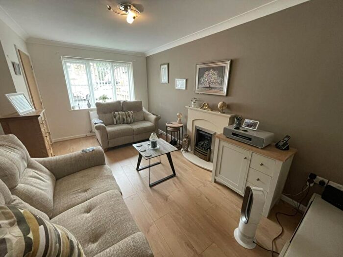 2 Bedroom Town House For Sale In Clifton Street, Burnley, BB12