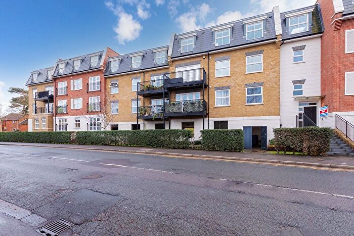 2 Bedroom Flat For Sale In Oldfield Road, Maidenhead, SL6