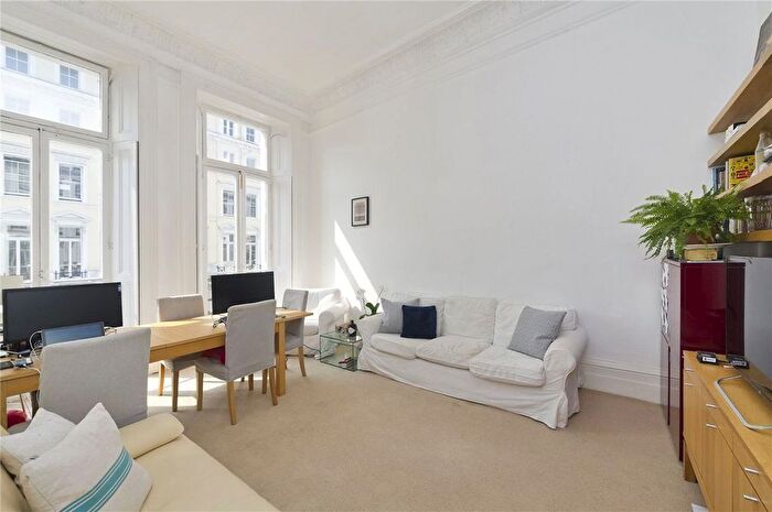 2 Bedroom Flat To Rent In Lexham Gardens, Kensington, W8