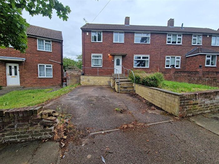 3 Bedroom Semi-Detached House To Rent In Patrixbourne Avenue, Gillingham, ME8
