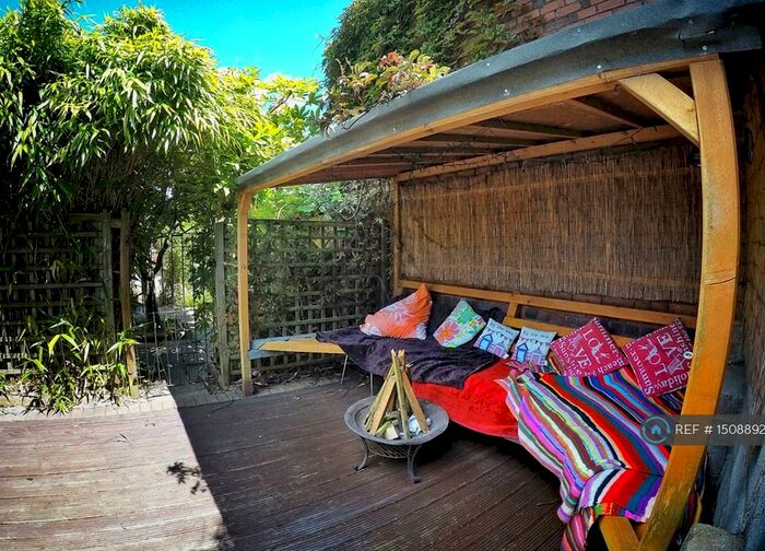 3 Bedroom Terraced House To Rent In Churchill Road, Bristol, BS4