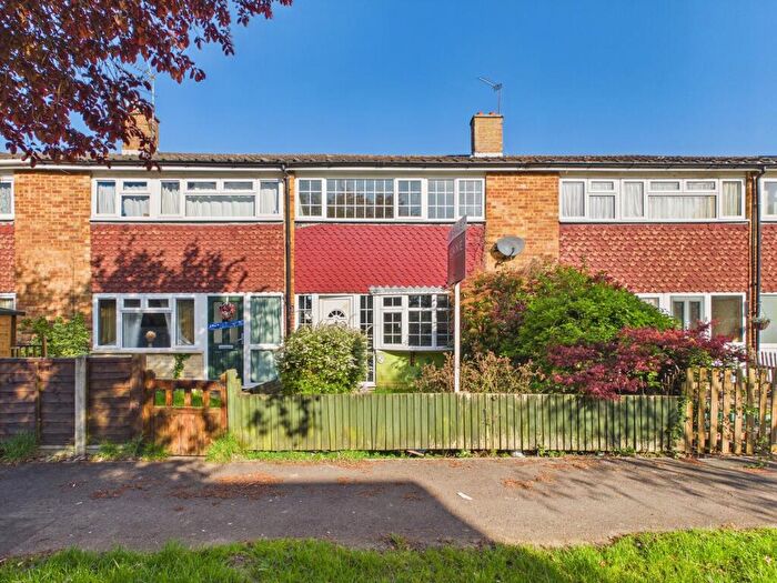 3 Bedroom Terraced House For Sale In Coniston Walk, Fareham, PO14