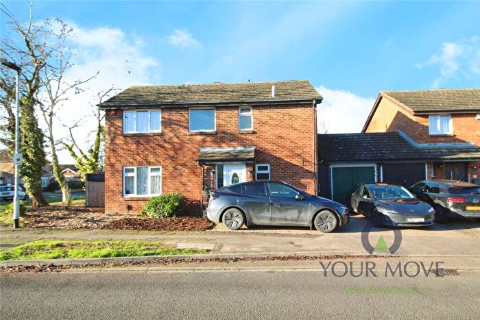 4 Bedroom Detached House For Sale In Westrope Way, Bedford, Bedfordshire, MK41