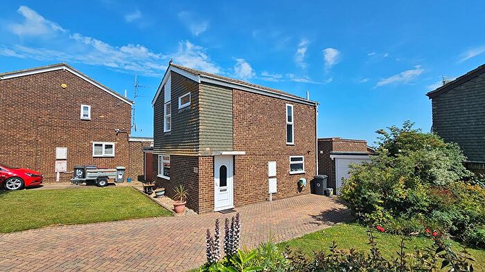 4 Bedroom Detached House For Sale In Hawe Farm Way, Herne Bay, CT6