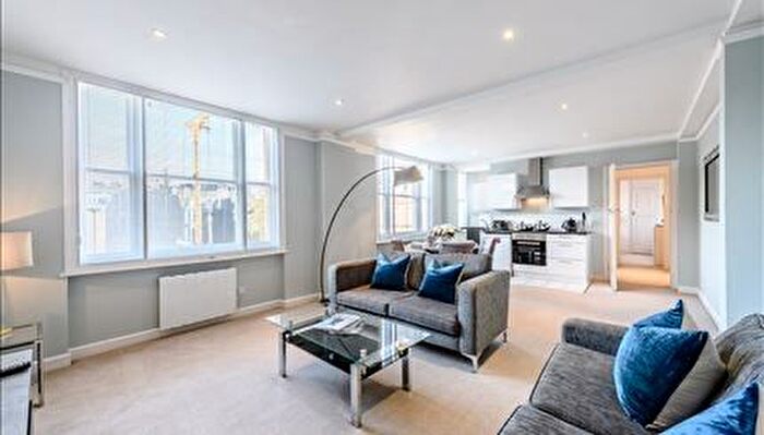 1 Bedroom Flat To Rent In Hill Street, Mayfair, W1J