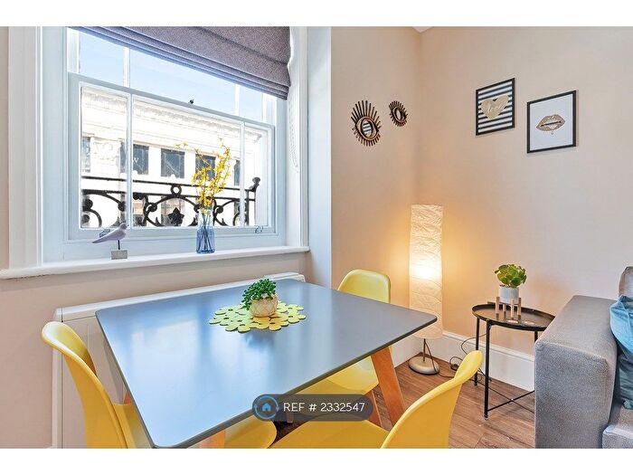 1 Bedroom Flat To Rent In West Street, Brighton, BN1